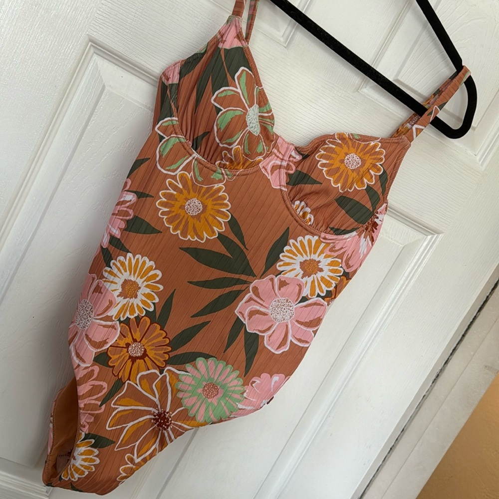 NWT ROXY one piece